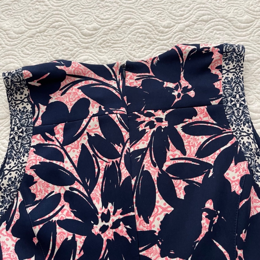 Liz Claiborne Floral Fit and Flare Sleeveless Dress Size 10 - Picture 10 of 16